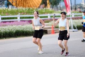 BIB: 
                            <button type="button" onclick="openModal(27852960)" class="btn btn-primary btn-sm float-right btn-popup" data-toggle="modal" data-target=".modal-high-quality">
                        <i class="fas fa-shopping-cart"></i> Add to Cart
                    </button>
                                            <button type="button" onclick="isThisMe(27852960, true)" class="btn btn-success btn-sm float-right btn-popup btn-isme hidden" data-toggle="tooltip" data-placement="bottom" title="นี่คือรูปของคุณใช่ไหม คลิกที่นี่เพื่อเอาเข้าอัลบั้ม">
                        <i class="fas fa-plus"></i> Add to album
                    </button>
                    <button type="button" onclick="isThisMe(27852960, false)" class="btn btn-warning btn-sm float-right btn-popup btn-isnotme hidden">
                        <i class="fas fa-ban"></i> Remove from album
                    </button>